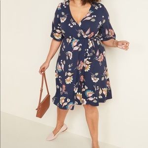 NWT Old Navy 2X Navy Floral Faux-Wrap Jersey Dress